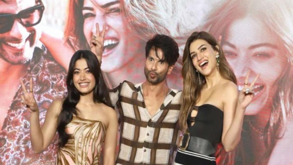 Cocktail 2 Revives 'Tum Hi Ho Bandhu' With a Modern Twist; Shahid Kapoor, Kriti Sanon and Rashmika Mandanna Groove in Bandhu 2.0
